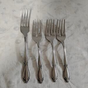4 Pieces Oneida Spoons (1) 7 1/4" Dinner (3) 6 1/4" Salad Stainless USA